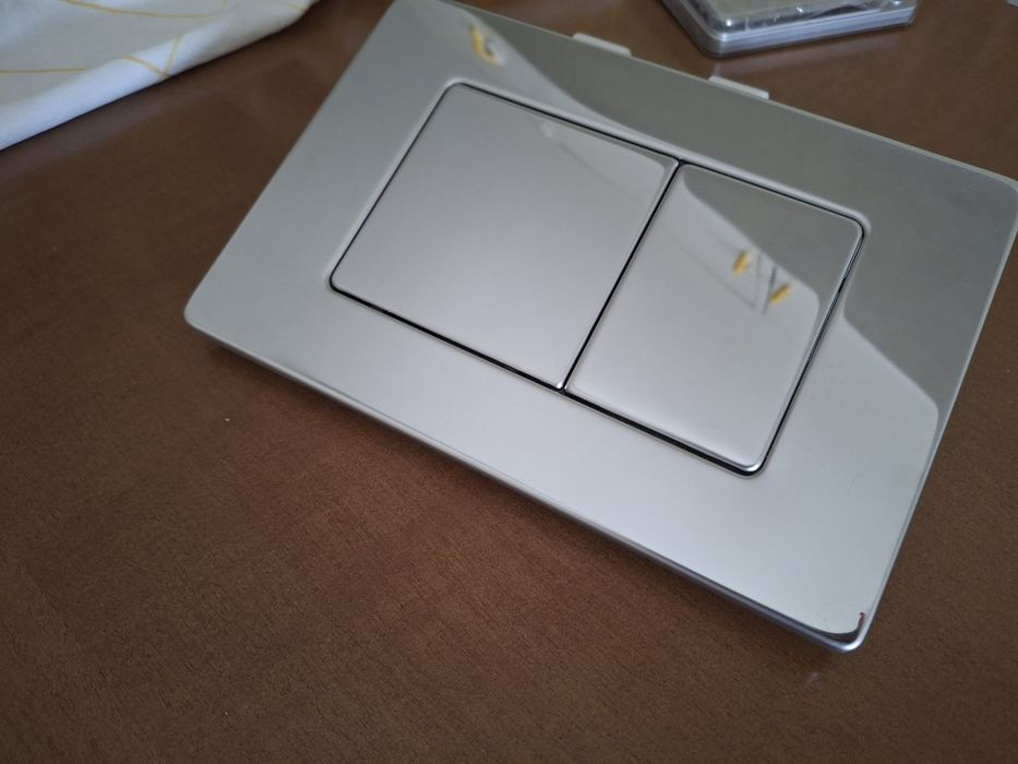 Placa de Comando Autoclismo em Inox (260x180mm) - Compatível com Geberit