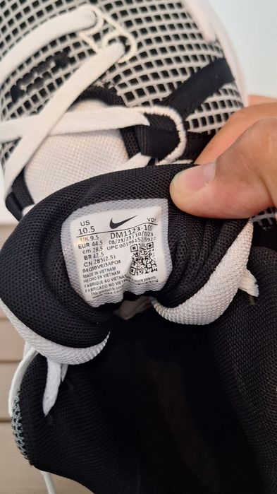 Кросівки Nike Lebron Witness VII DM1123 100, US10.5 E44.5 28.5CM