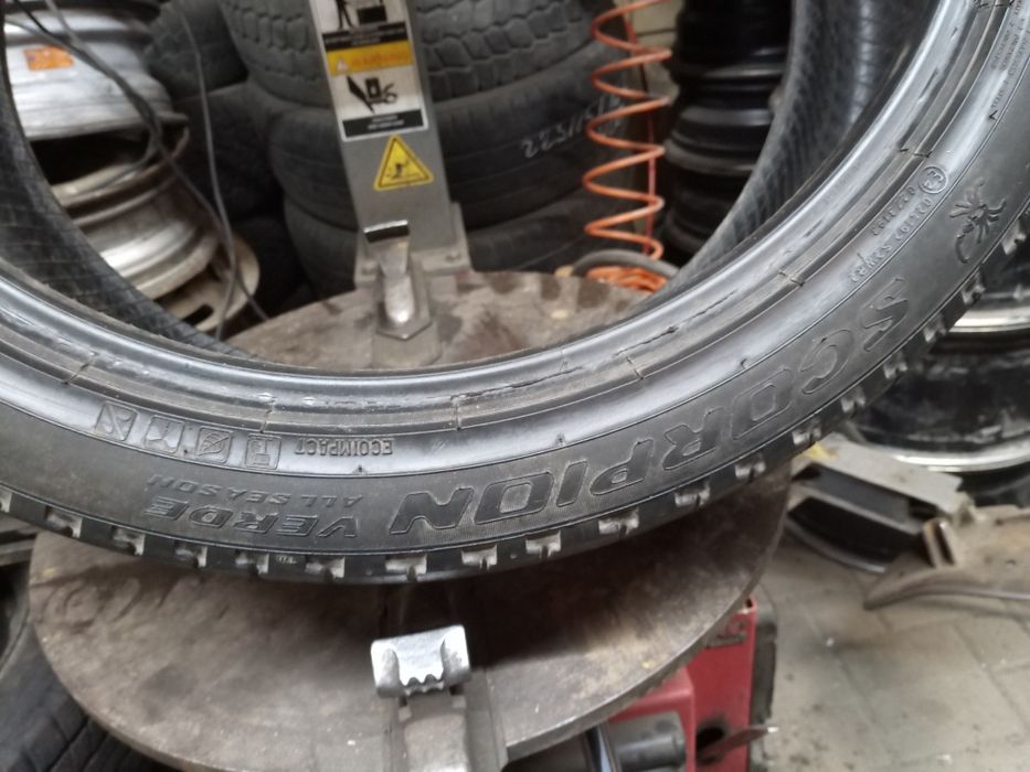 Шины 265 40 21 105V Pirelli Scorpion Verde All Season