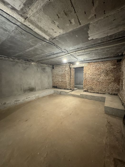 Аренда цокольного помещения, Проспект Почтовый, фасад, 224 м2