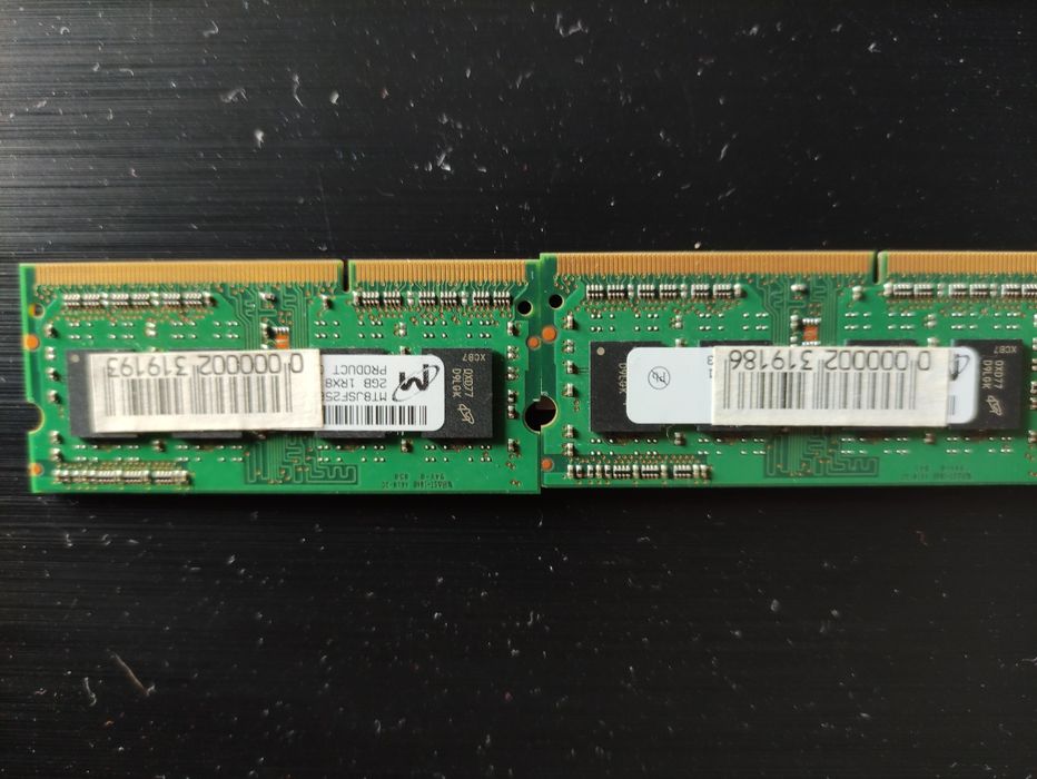 Продам память для ноутбука(б/у)Crucial SODIMM DDR3 2* 2Gb 1333MHz PC