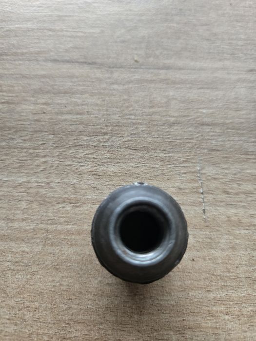 Продам  гайки колесные на Форд