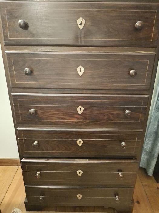 Vendo móveis e louças  VA ,Sacaven,