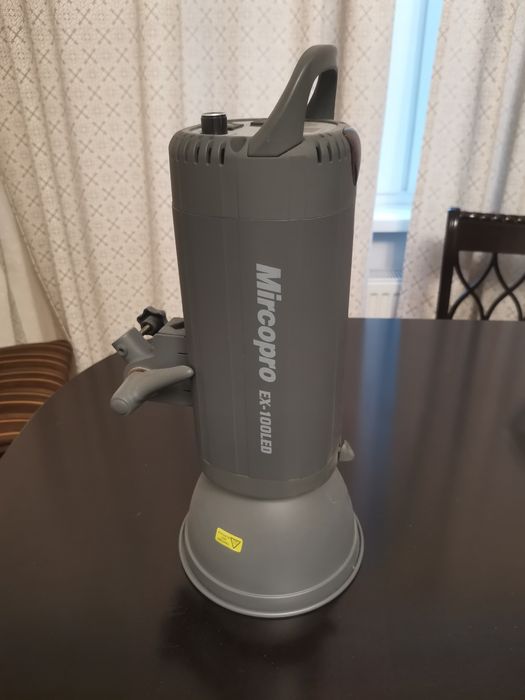постійне студійне світло Mircopro EX-100LED