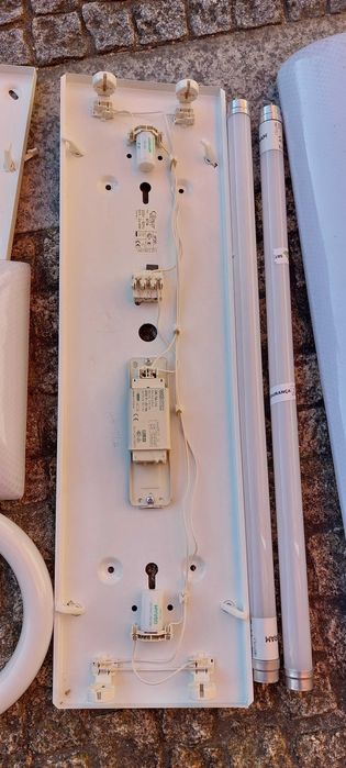 Candeeiros de cozinha / quarto de banho