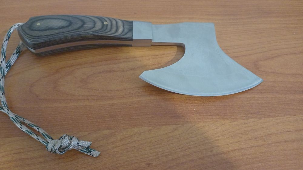 Сокира для кухні.