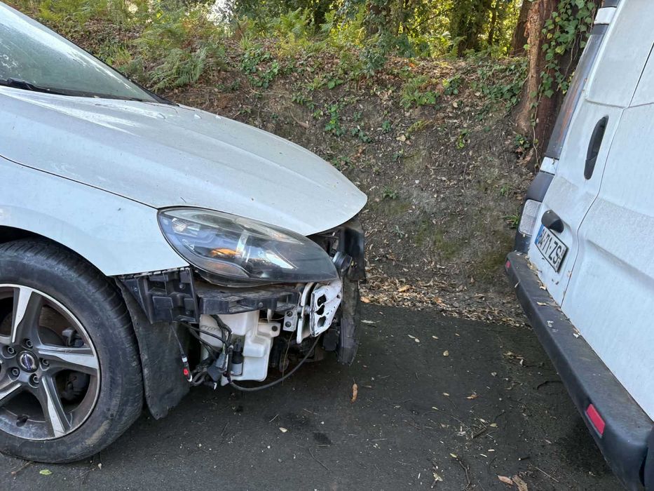 CARRO PARA PECAS VOLVO V40 R