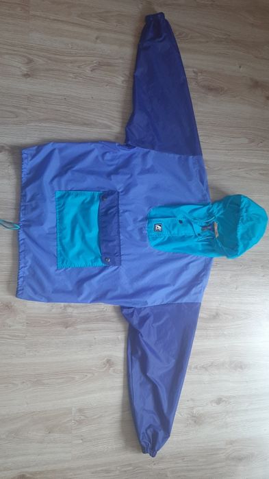 Продам  ветровки  р . L- Xl, XXL.