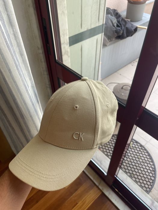 Chapéu da Calvin Klein