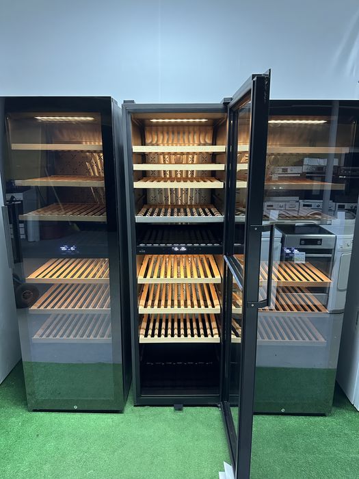 Винна шафа WITT WCF601852 Wine Cooler 2 температурні зони 193 пляшки