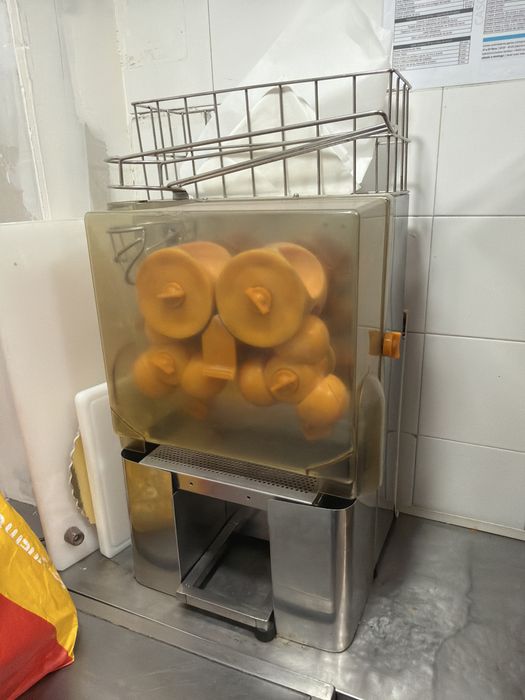 Maquina Sumos Laranja Professional