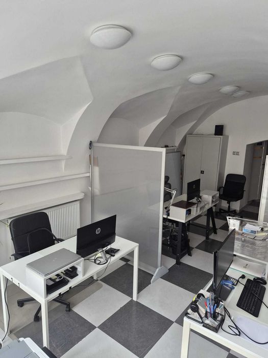 Lokal usługowy 74,5 metra w centrum Bielska-Białej (Stojałowskiego) sprzedam