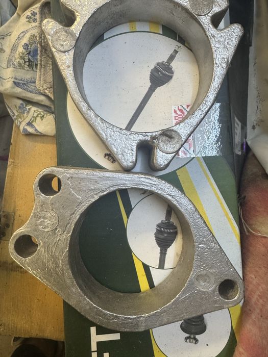 Проставки для збільшення кліренсу toyota Avensis