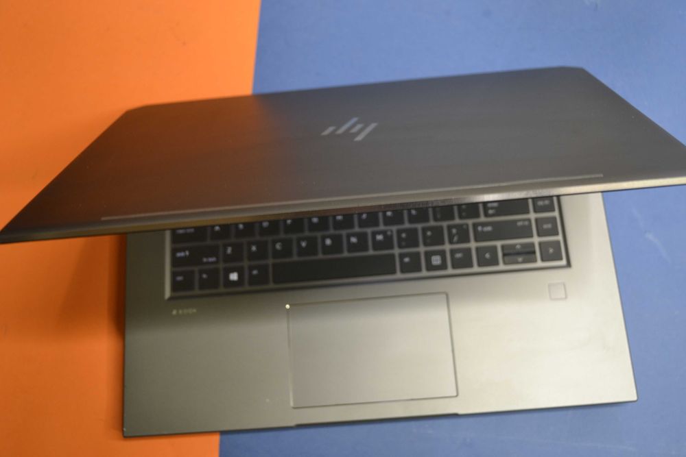 Laptop HP ZBook G5, i7-8750H, 8gb, 256SSD, Nvidia Quadro P600