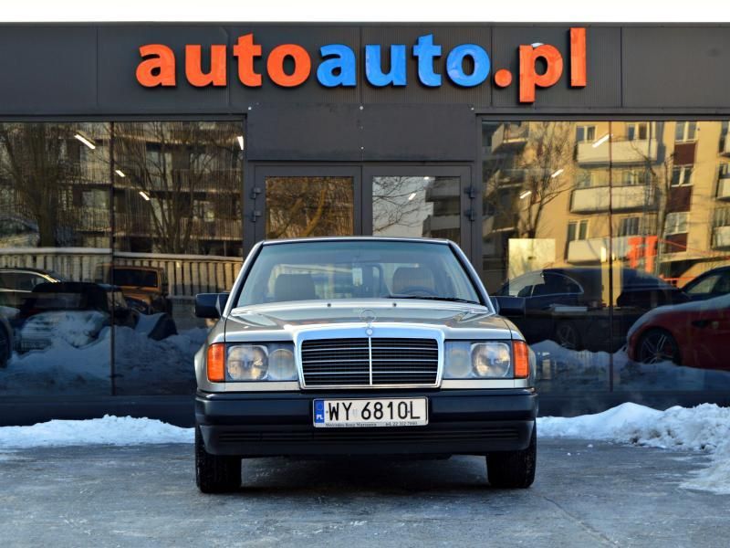Mercedes-Benz W124 (1984-1993) Szyberdach / Klimatronic / El. fotele / K-Jet / El. szyby
