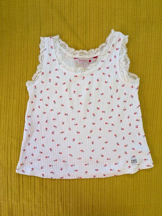 Blusa Menina Branca Flores Vermelhas, 6 Anos