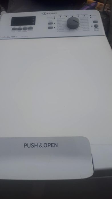 Pralka automatyczna Indesit 100%sprawna z wyświetlaczem