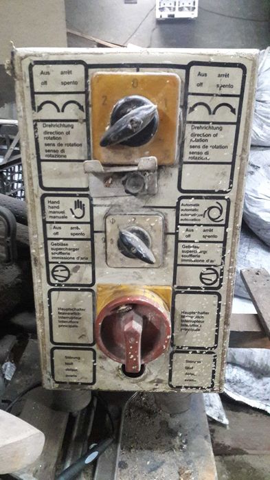 Шкаф распределительный с выходом 380×220