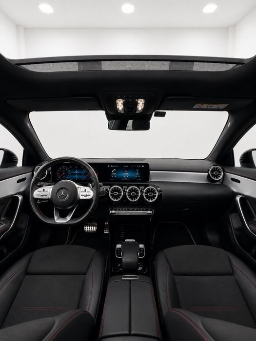 Mercedes CLA 180d Automatic (2019) – Pack AMG Full, Teto Panorâmico e Widescreen