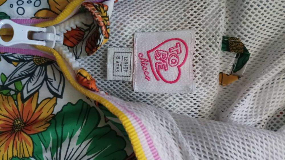Chicco 8 років куртка вітровка для дівчинки