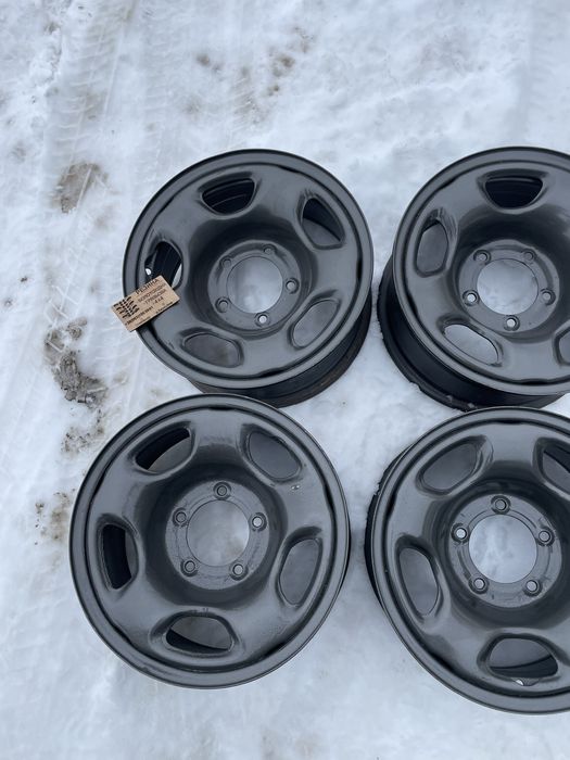 дискина Уаз ниву ваз2121 5x139,7 R16 J7 ET5 є зауваження