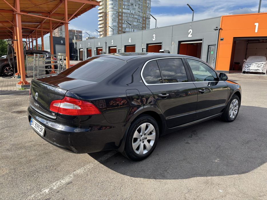 Skoda Superb 1.8 Turbo, 2012