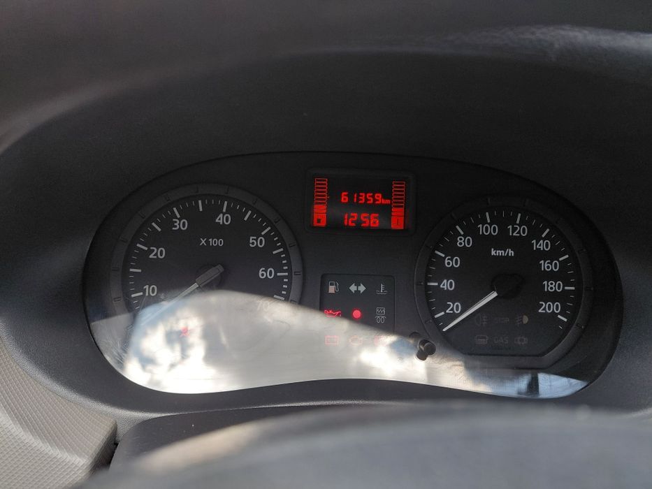 Renault Logan 2011 року