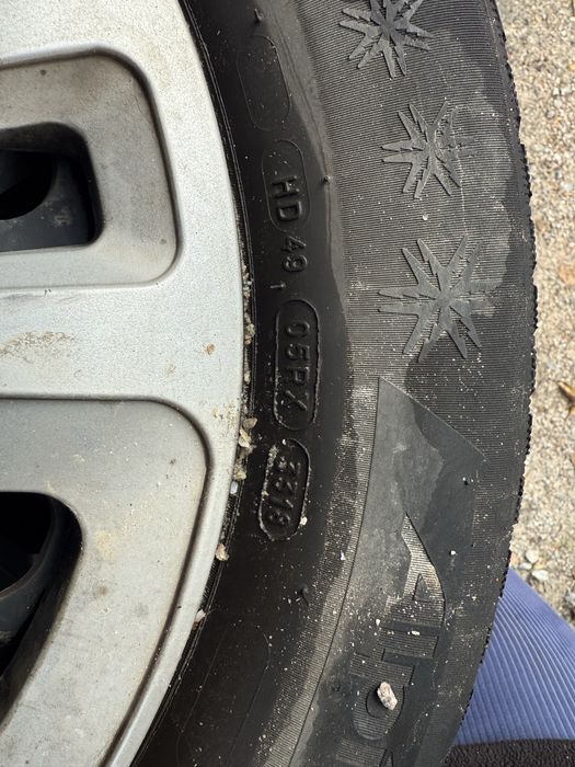 Продам зимову гуму R16