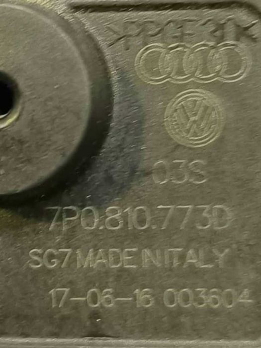 Tampão de Combustivel 7P0810773D - SKODA OCTAVIA III