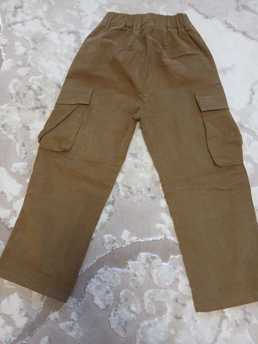 Моднячі штани на дівчинку 128р