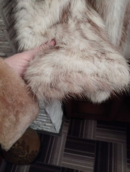 Полушубок натуральные хутро, накл. платіж розмір 52-54, нова,3800 грн