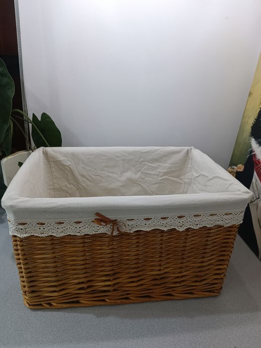 Kosz wiklinowy z materiałowym wkładem 51 × 35 × 28 cm