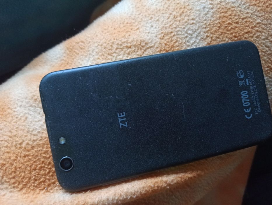 ZTE Blade A512 como novo