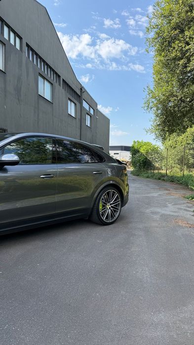 Porsche Cayenne S E-Hybrid