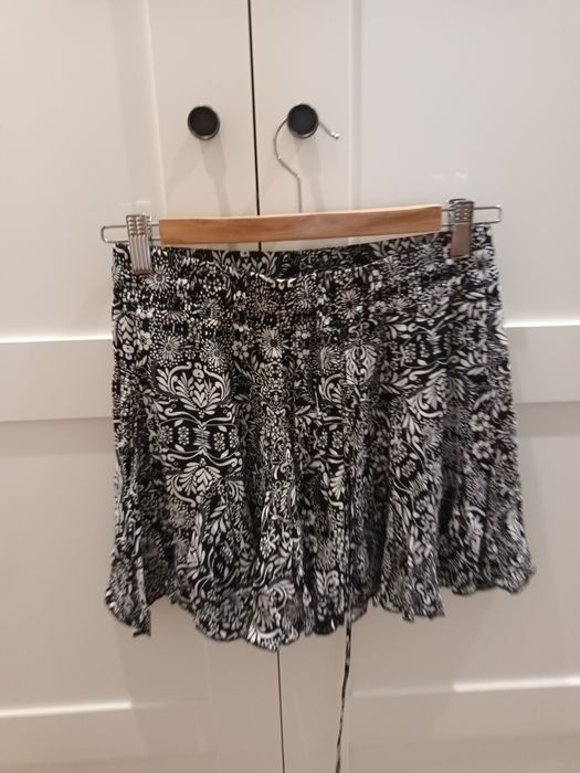 Saia calcao zara novos