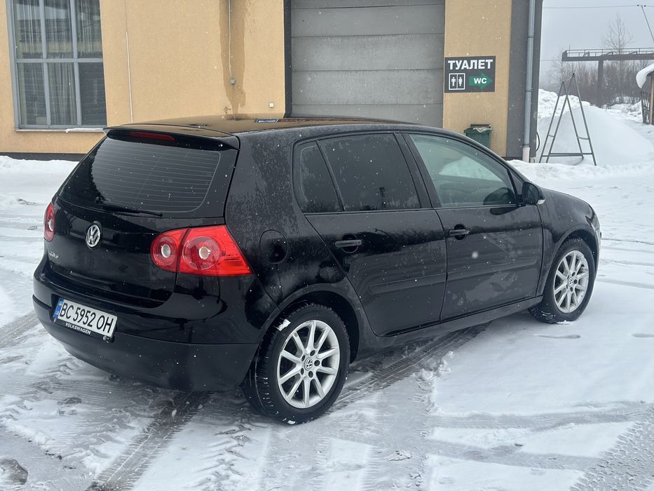 Продам Volkswagen Golf 5