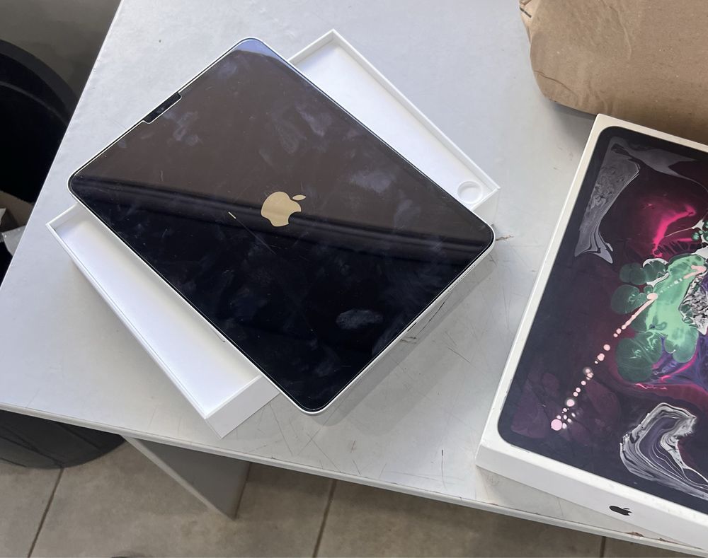 Ipad Pro 11,екран 120Гц,Face ID,64Gb, LTE, Батарея 91%,: 13 900 грн ...