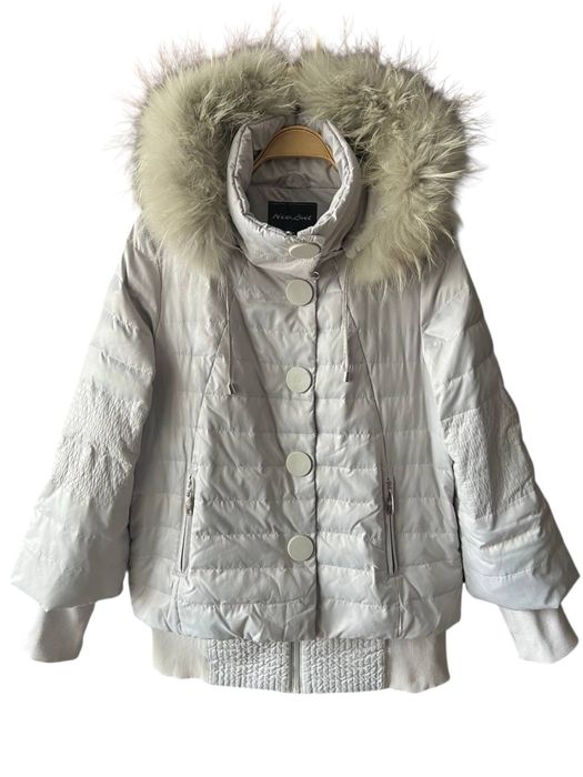 Пуховик жіночий New Lait 46 (L) з натуральним хутром