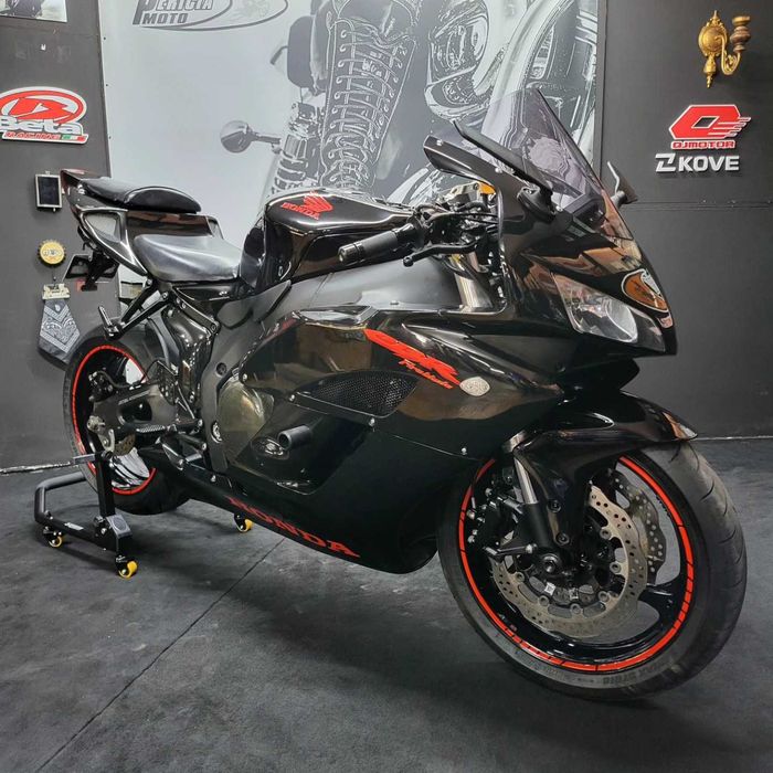 Honda CBR 1000 RR
