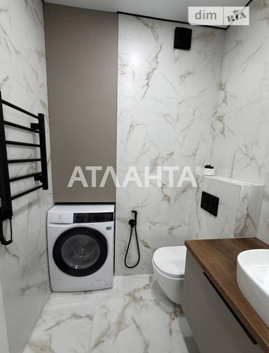 Продаж 1-кімнатної квартири ЖК “Варшавський 3” З ГЕНЕРАТОРОМ