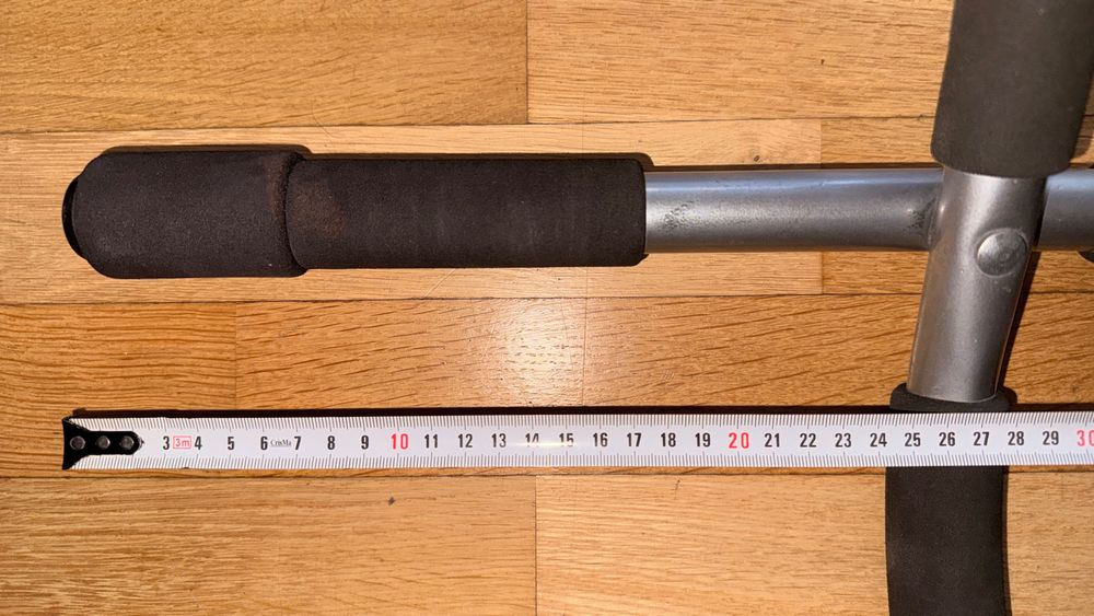 Drążek do podciągania mocowany na futrynie drzwi | Pull up bar