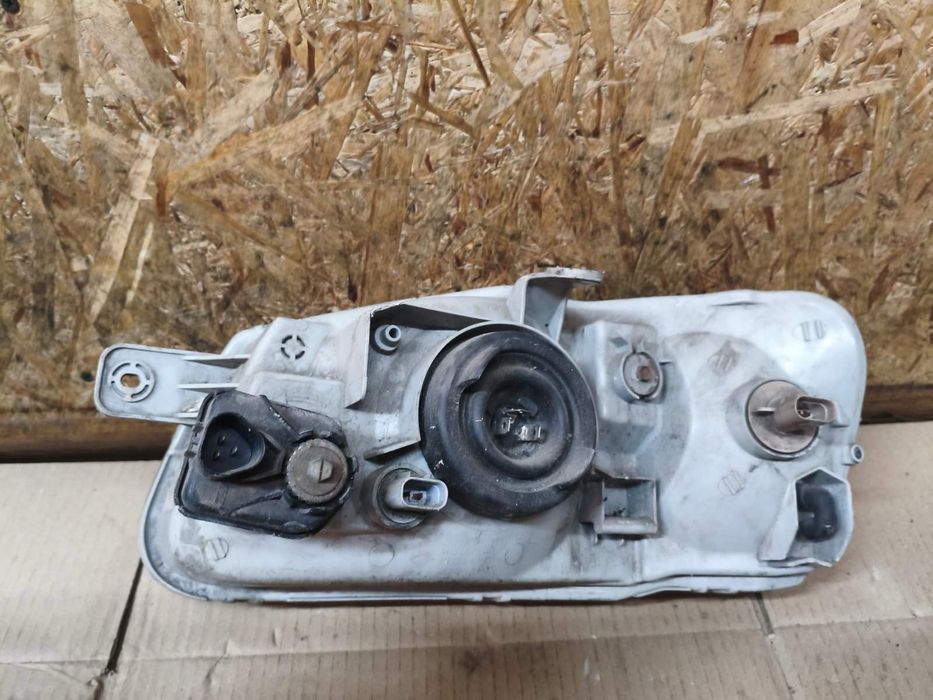 Перкдня права фара Hyundai Accent 2 Хюндай Акцент 2 2000-2003
