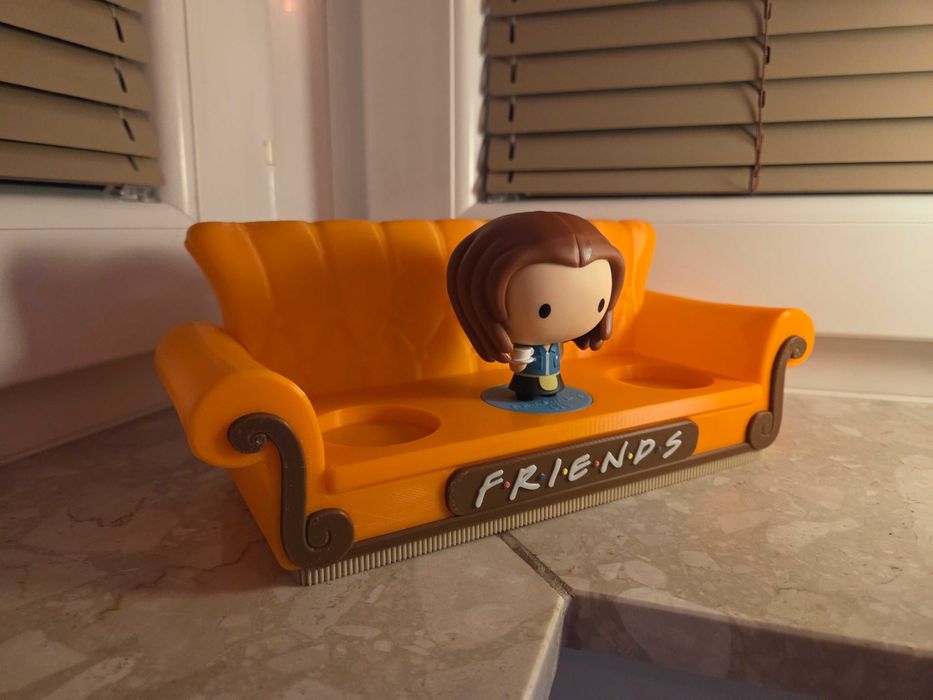 Stojak Sofa na figurki Friends z McDonalds