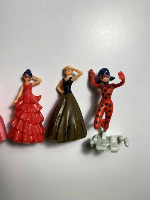 Кіндери фігурки леді баг Miraculous Ladybug