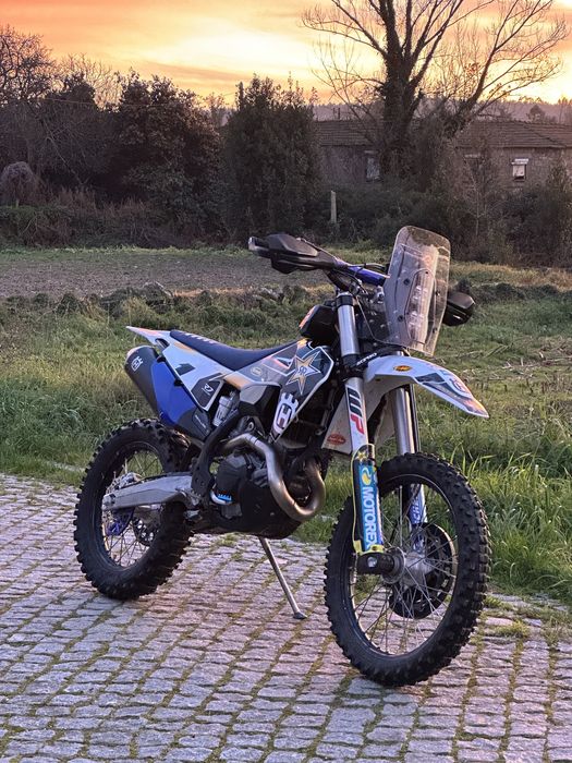 Husqvarna Fe450 (Supermoto)