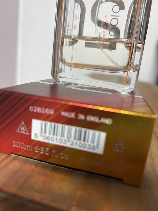 Продам остаток molecules escentric 02, оригинал