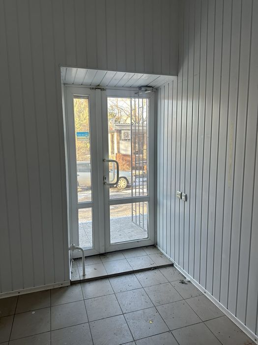 Оренда приміщення 26 кв. м та 11 кв. м