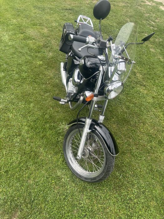 Chopper 125  PIAGGO  GILERA