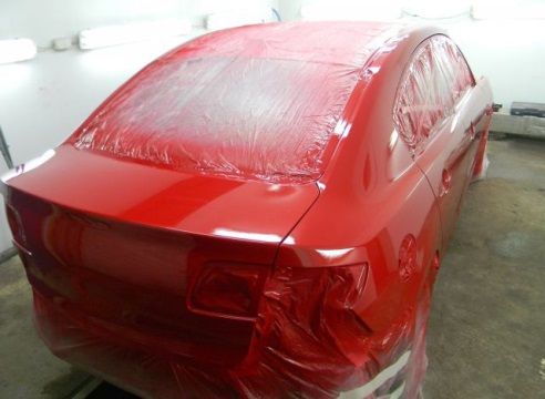 Покраска авто,рихтовка,сварочные роботы.