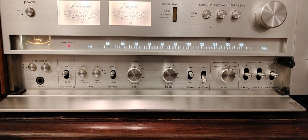 Amplituner DENON GR-555. Vintage